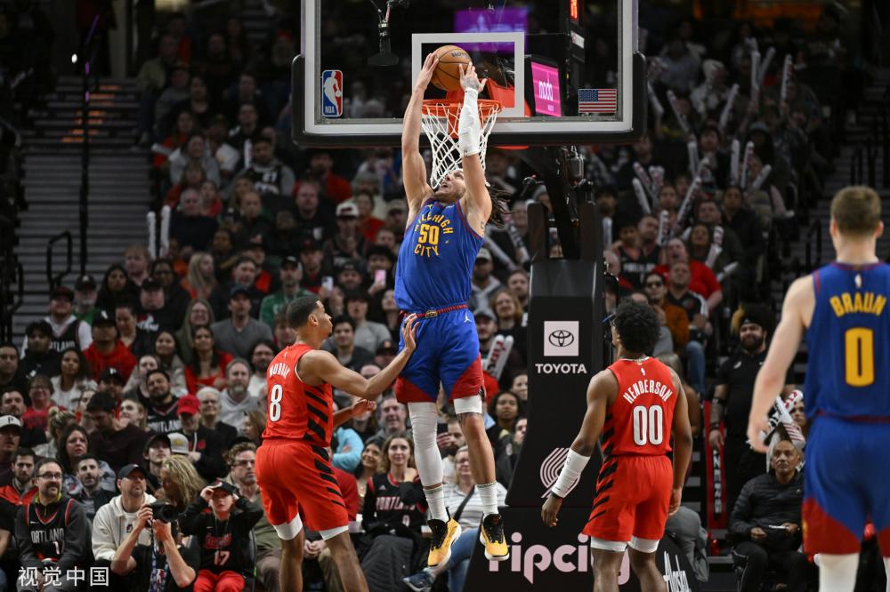 国足名单：武磊蒋光太因伤缺席 侯永永首度入选.