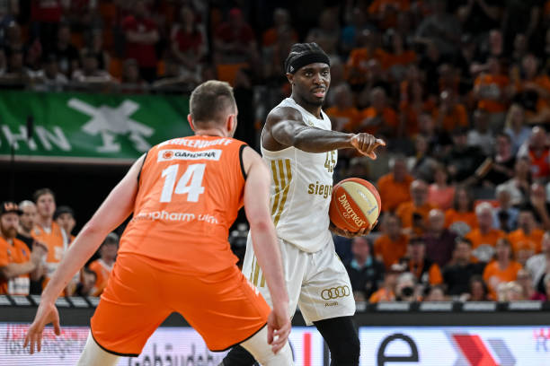 里程碑，厄德高迎来阿森纳生涯第200场正式比赛