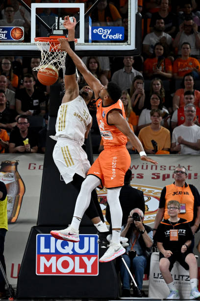 关键时刻多 关键时刻多