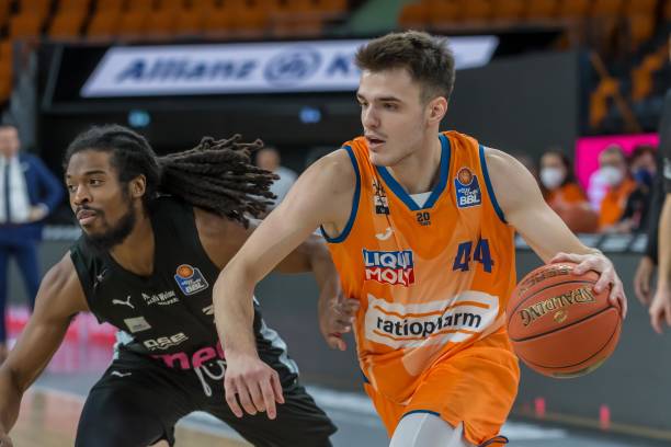 在某些需要 在某些需要